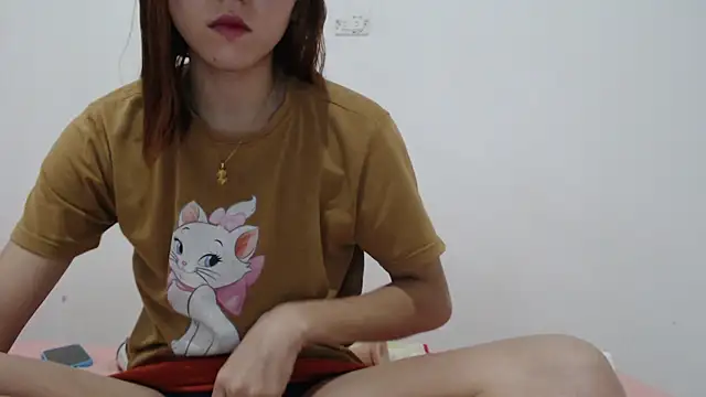 Snapshot of Dolly_Peach_ chatting on 01-06-26, 08:01 Dolly Peach online show from 01-06-26, 08:01