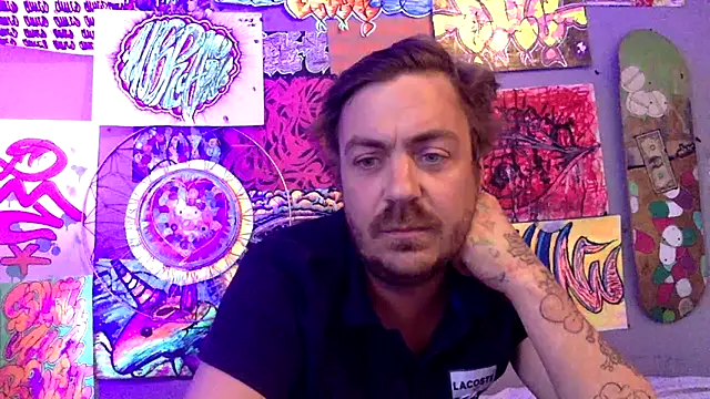 Snapshot of 3615-ULLA chatting on 04-15-26, 04:25 3615-ULLA online show from 04-15-26, 04:25