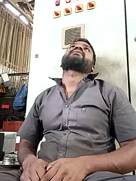 Snapshot of Gk_99999 chatting on 10-30-25, 07:43 Gk 99999 online show from 10-30-25, 07:43