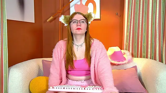 AliceAllisons online show from 09-26-25, 06:34