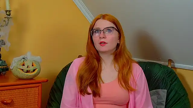 AliceAllisons online show from 10-31-25, 08:10