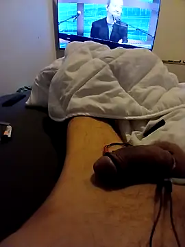 Snapshot of handsome8inchh chatting on 12-14-25, 12:16 handsome8inchh online show from 12-14-25, 12:16