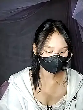 saronla 03 online show from 11-05-25, 04:01