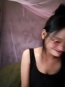 saronla 03 online show from 11-23-25, 06:02