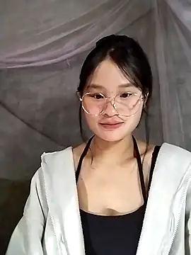 saronla 03 online show from 12-18-25, 02:17