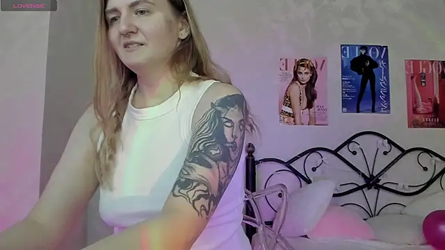 Ruby Al1en online show from 02-11-26, 01:21