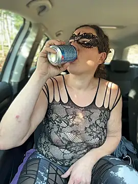 Nadja Noir online show from 01-18-26, 12:20