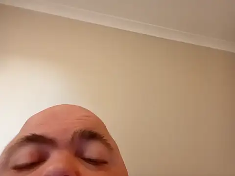 Nigel1121 online show from 02-04-26, 09:04