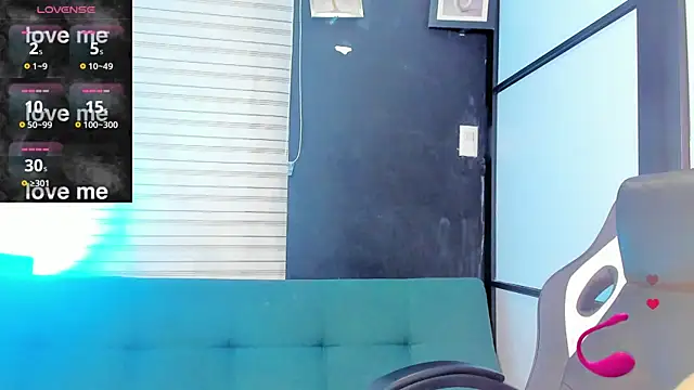 SamaraAnders  online show from 11-04-25, 04:55