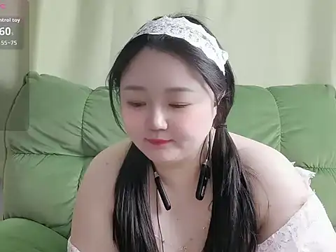 Adelle01 online show from 03-16-26, 06:12