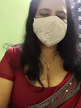 mallu-lover online show from 12-01-25, 05:07