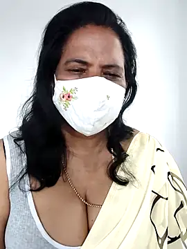 mallu-lover online show from 12-22-25, 07:05