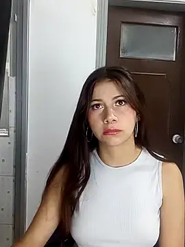 Snapshot of CharlotteSex_ chatting on 09-19-25, 11:11 CharlotteSex online show from 09-19-25, 11:11