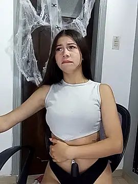 Snapshot of CharlotteSex_ chatting on 10-20-25, 11:10 CharlotteSex online show from 10-20-25, 11:10