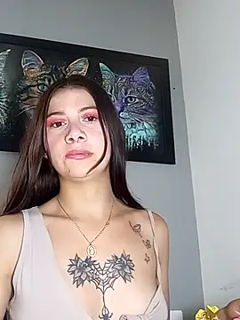 Snapshot of CharlotteSex_ chatting on 10-21-25, 11:22 CharlotteSex online show from 10-21-25, 11:22