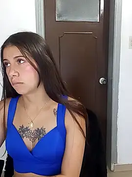 Snapshot of CharlotteSex_ chatting on 11-04-25, 09:30 CharlotteSex online show from 11-04-25, 09:30