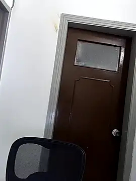 Snapshot of CharlotteSex_ chatting on 11-09-25, 10:02 CharlotteSex online show from 11-09-25, 10:02