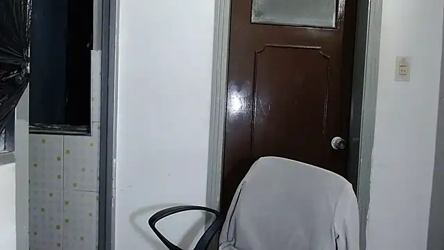 Snapshot of CharlotteSex_ chatting on 11-26-25, 09:10 CharlotteSex online show from 11-26-25, 09:10