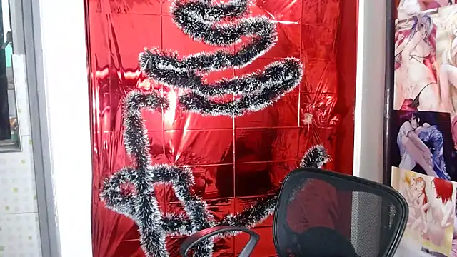 Snapshot of CharlotteSex_ chatting on 12-04-25, 09:07 CharlotteSex online show from 12-04-25, 09:07