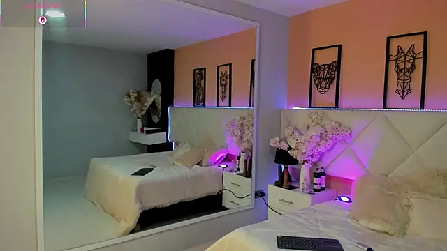 amy miller1 online show from 10-31-25, 08:10