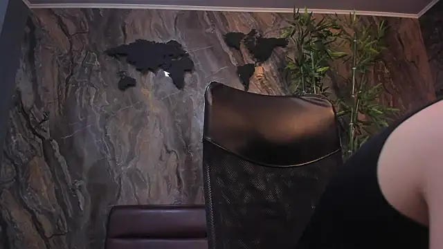 Eryonbradley online show from 02-20-26, 11:32