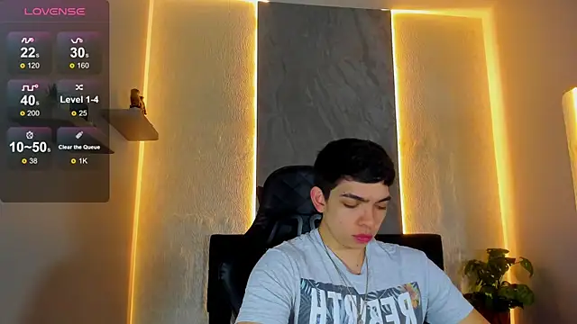Eryonbradley online show from 06-06-26, 12:05