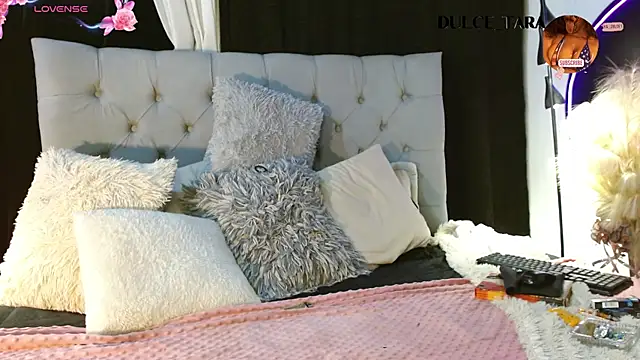 Snapshot of Dulce_Tara chatting on 09-26-25, 01:09 Dulce Tara online show from 09-26-25, 01:09