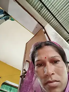 Snapshot of Sonam_pandeyji chatting on 06-17-26, 12:13 Sonam pandeyji online show from 06-17-26, 12:13