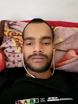 yashuuuu021 online show from 04-23-26, 10:14