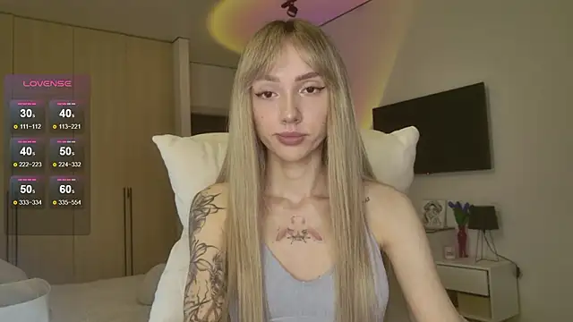 Lunainnk online show from 03-23-26, 01:20