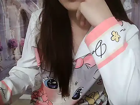 Snapshot of Linda-24 chatting on 11-26-25, 01:45 Linda-24 online show from 11-26-25, 01:45