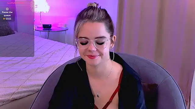 PrincessSlay online show from 10-01-25, 05:35