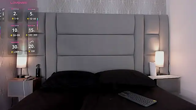 Mia-Medina online show from 11-24-25, 07:46