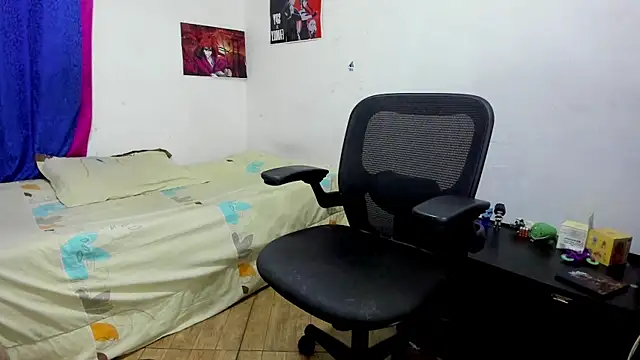 Snapshot of golden_ryyan chatting on 11-27-25, 10:39 golden ryyan online show from 11-27-25, 10:39