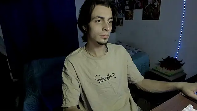 Snapshot of golden_ryyan chatting on 05-04-26, 02:29 golden ryyan online show from 05-04-26, 02:29
