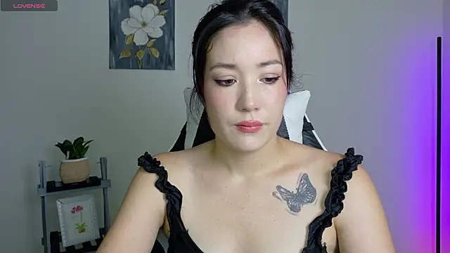 Eliih 01 online show from 02-26-26, 05:01