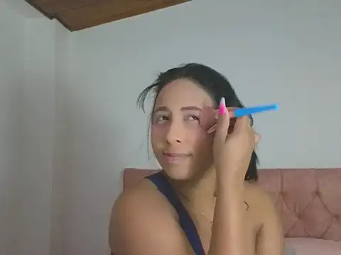 Snapshot of Valery_lovex_ chatting on 09-18-25, 11:29 Valery lovex online show from 09-18-25, 11:29