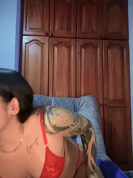 Snapshot of KaditaNavarro chatting on 09-27-25, 10:26 KaditaNavarro online show from 09-27-25, 10:26