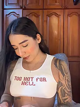 KaditaNavarro online show from 04-08-26, 11:05