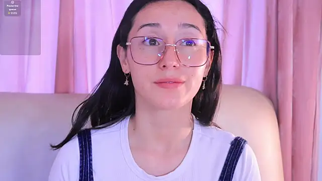 Ginevra esposito online show from 11-04-25, 01:10