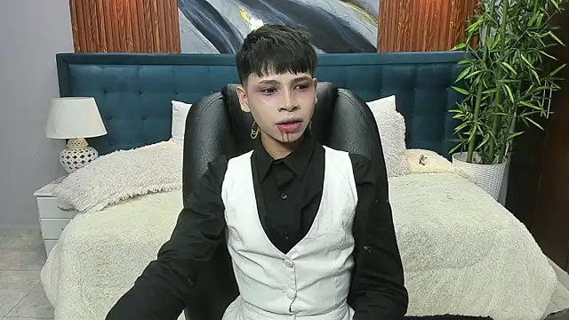 dilan 911 online show from 10-31-25, 06:31