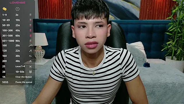 dilan 911 online show from 11-20-25, 06:07