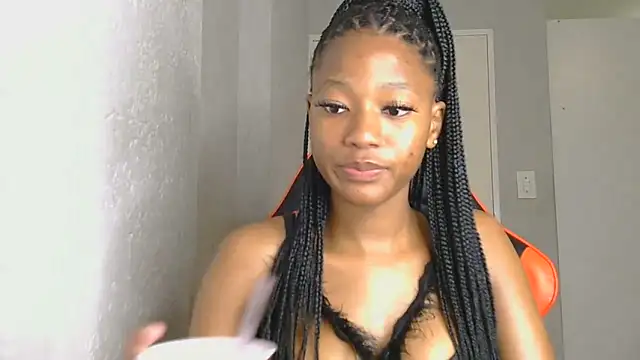 Ballenciaa online show from 10-18-25, 07:25