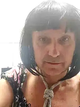 Emily de Carla online show from 10-15-25, 02:39