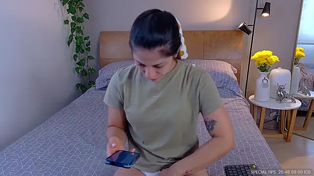 Snapshot of sarah_rayy chatting on 09-25-25, 07:39 sarah rayy online show from 09-25-25, 07:39