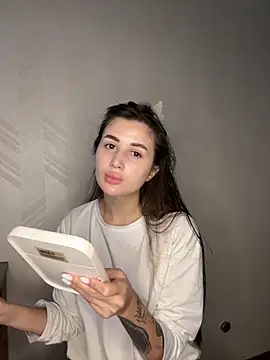 Snapshot of vexlana chatting on 10-17-25, 12:30 vexlana online show from 10-17-25, 12:30
