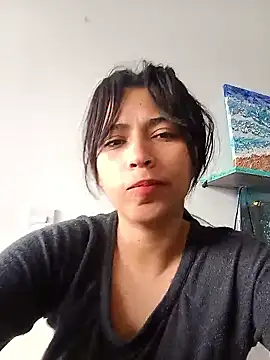 Vikyvoyeur online show from 04-18-26, 04:44