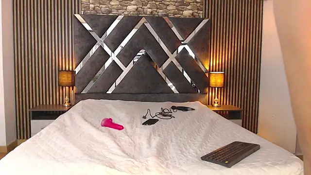 channelhs online show from 10-30-25, 04:47