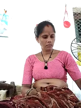 Hot-ilaiy online show from 09-25-25, 03:54