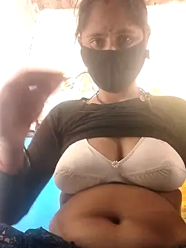 Hot-ilaiy online show from 11-21-25, 09:08